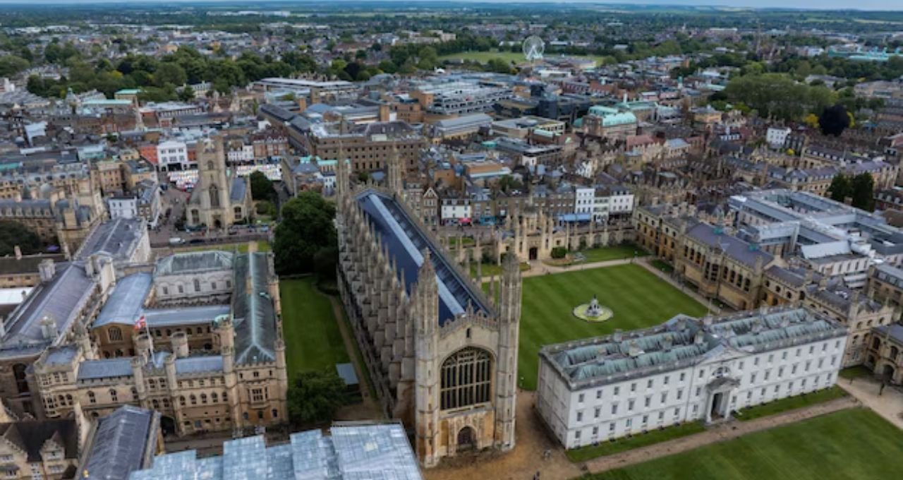 Qatar Airways Cambridge Office in UK
