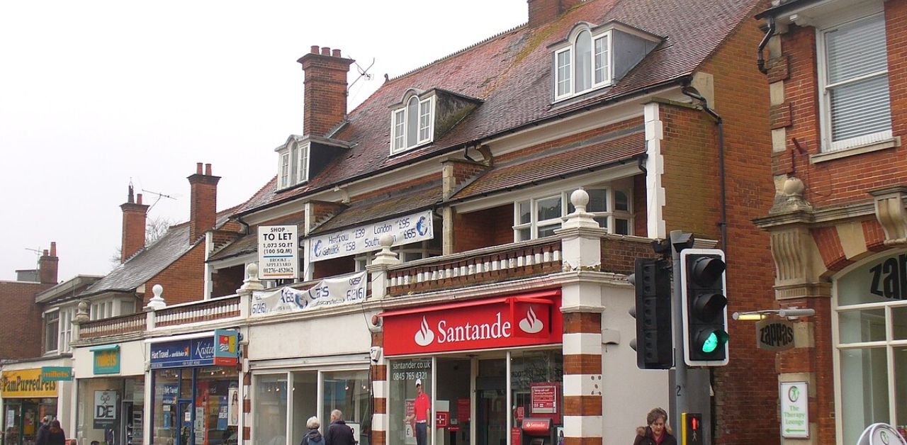 Cinnamon Air Fleet Office in UK