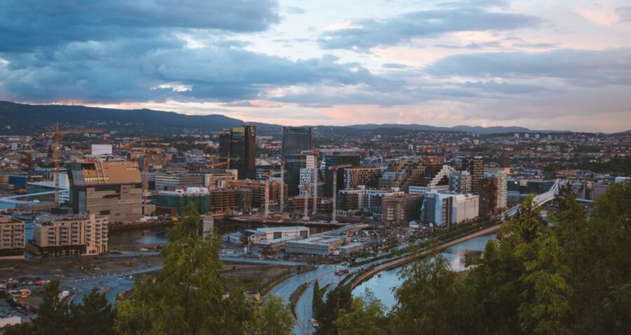 Qatar Airways Harrogate Office in UK