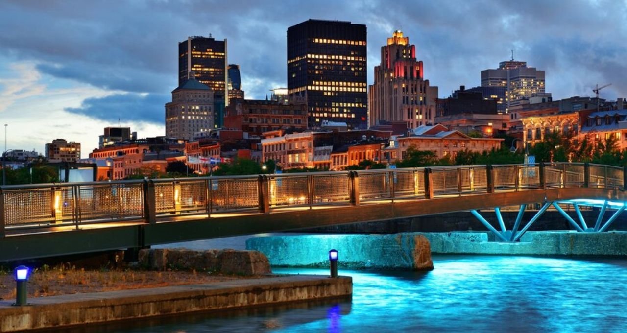 Qatar Airways Weston-super-Mare Office in UK