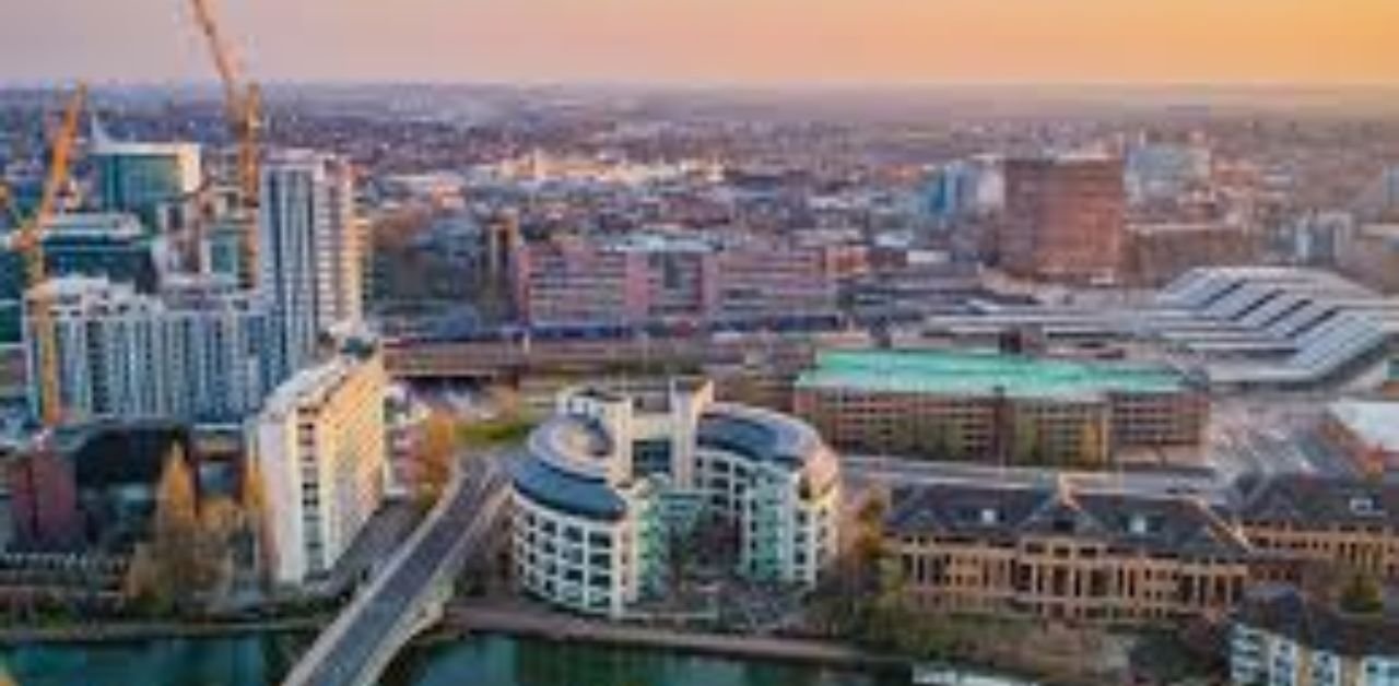 Qatar Airways Reading Office in UK