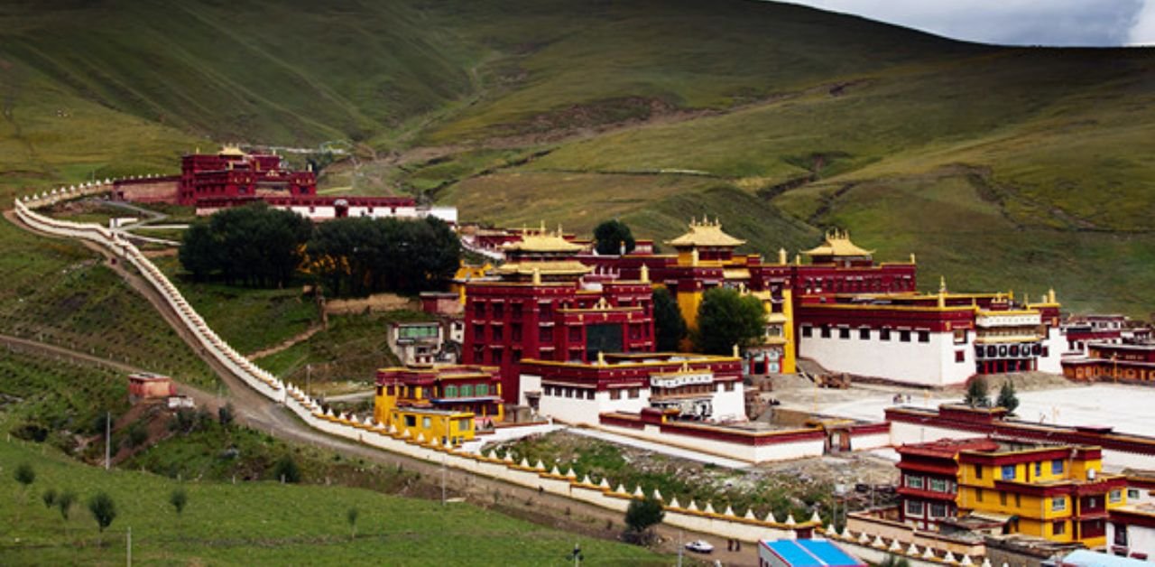 West Air Daocheng Office in China