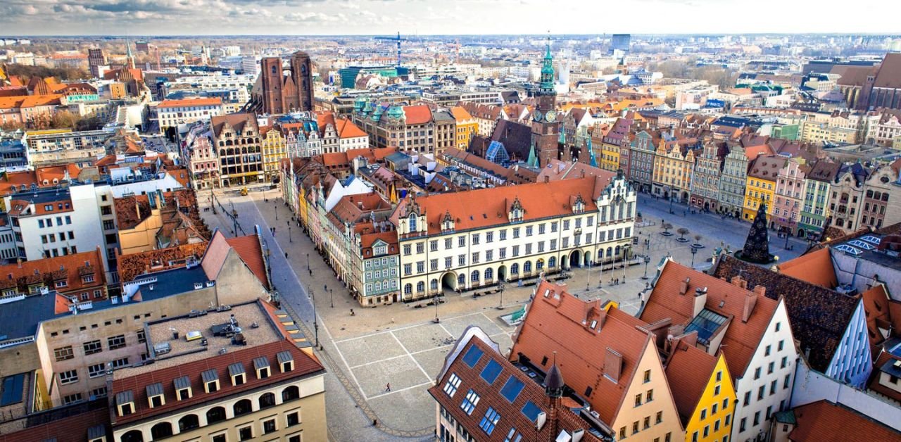 Vietravel Airlines Poland Office