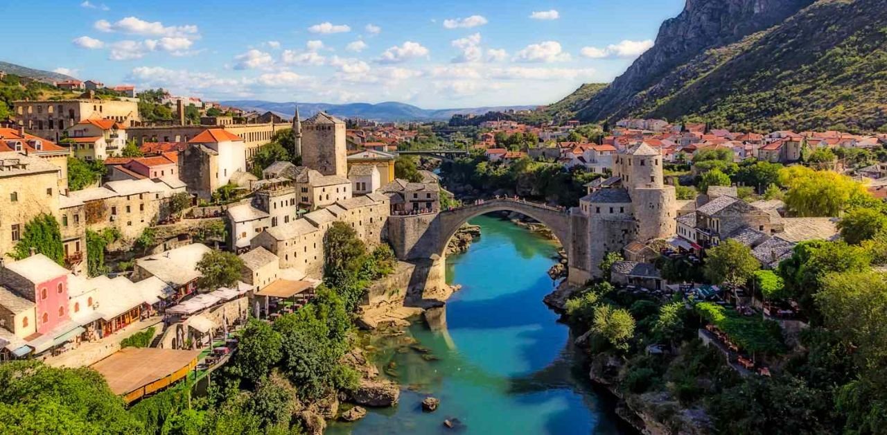 Vietravel Airlines Balkan Office