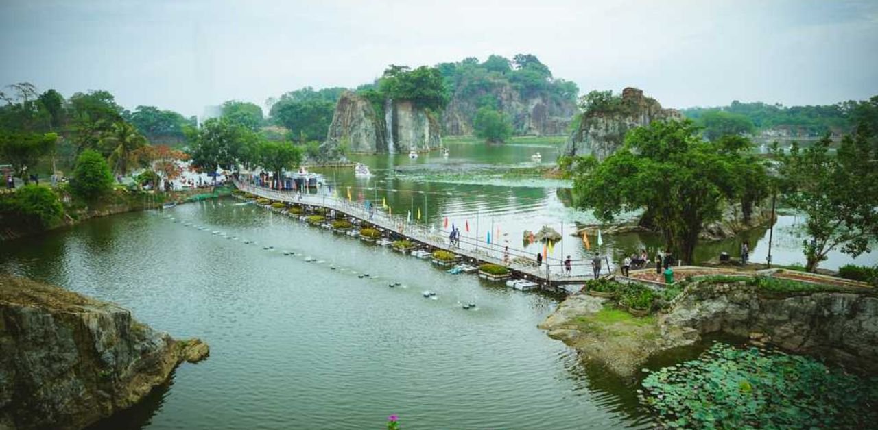 Vietravel Airlines Bien Hoa Office in Vietnam